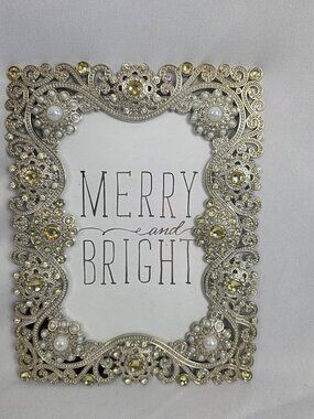 4x6 Silver, Pearl and Rhinestone Picture Frame